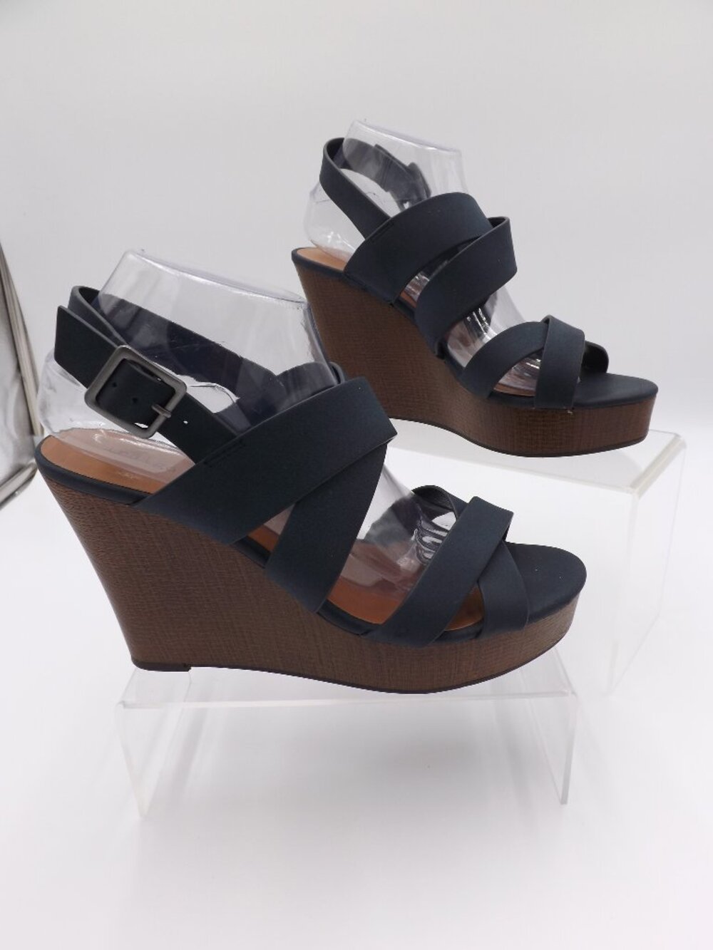 Indigo Rd. Sandals Women's Size 9M Navy/Brown Platform Wedge Stappy